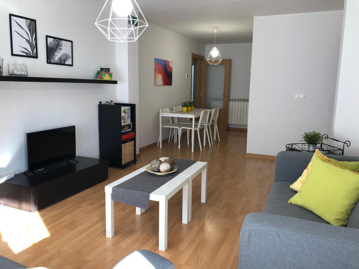 Apartamentos Ribera Navarra - Bardenas กาสเตฮอน ภายนอก รูปภาพ